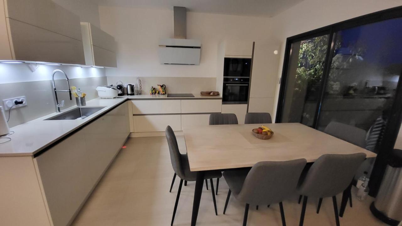 Villa Moderne De Standing Avec Piscine Privee A 400M De La Plage - 4 Chambres كونكا المظهر الخارجي الصورة