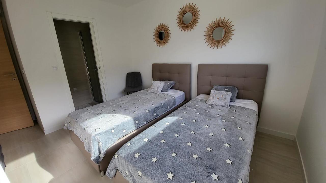 Villa Moderne De Standing Avec Piscine Privee A 400M De La Plage - 4 Chambres كونكا المظهر الخارجي الصورة