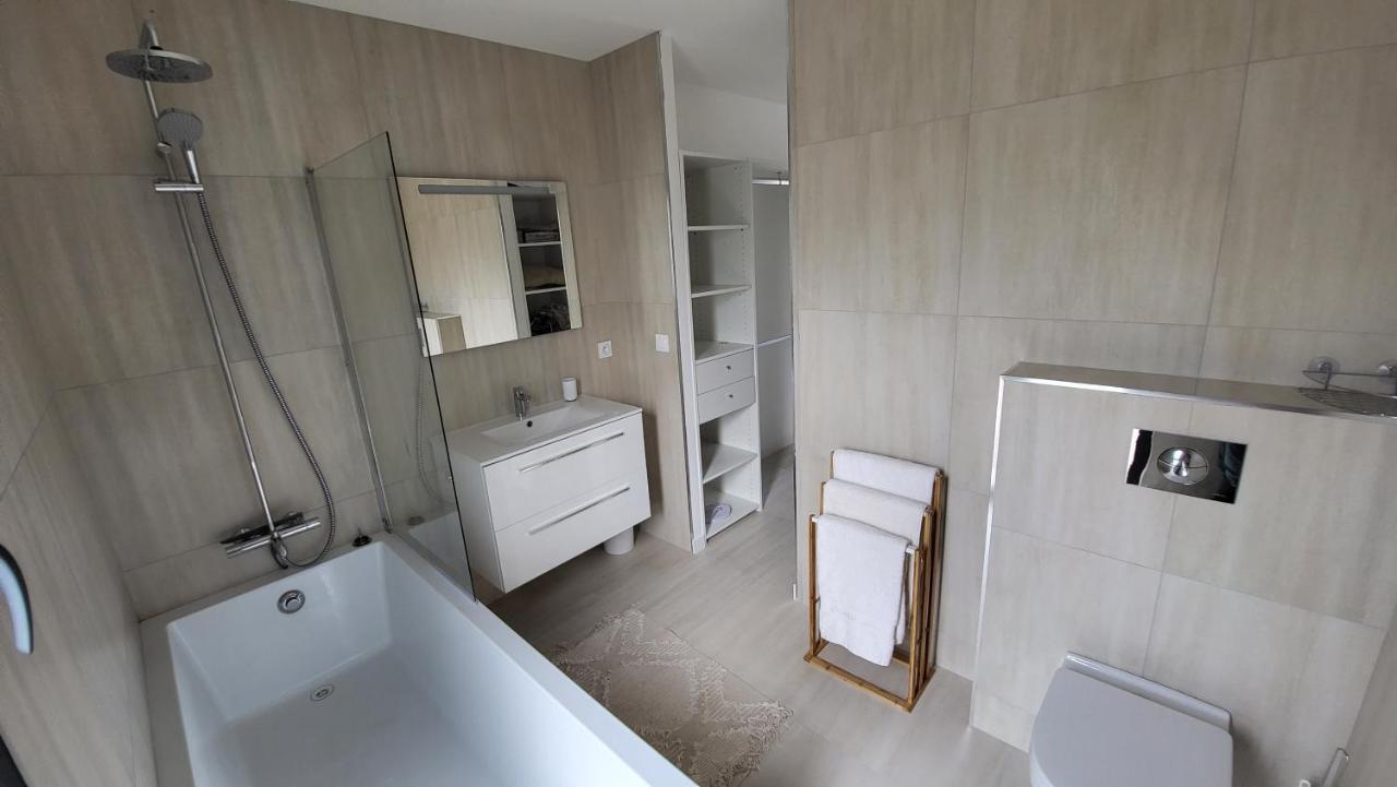 Villa Moderne De Standing Avec Piscine Privee A 400M De La Plage - 4 Chambres كونكا المظهر الخارجي الصورة