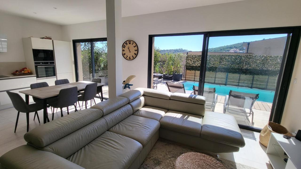 Villa Moderne De Standing Avec Piscine Privee A 400M De La Plage - 4 Chambres كونكا المظهر الخارجي الصورة